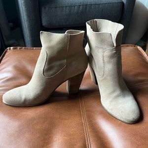 Vince Camuto suede booties